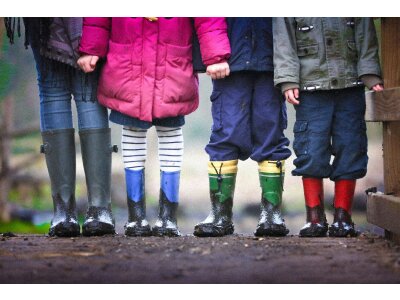 Autocolante cu motive pentru copii