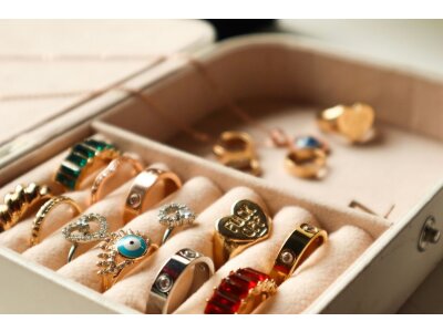 Cutii pentru bijuterii