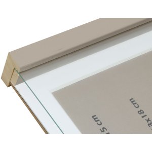 S223K7 Taupe dřevěný rám na rámování předmětů 30x30 cm