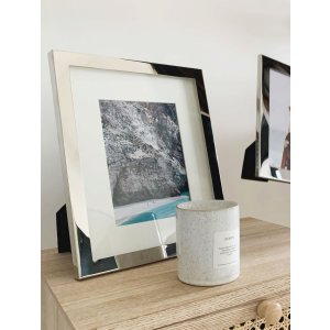 S57MC1 Kovový rám v lesklé stříbrné barvě s paspartou 10x15 cm