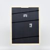 Efektní dřevěný rám profil 32 modrý 10x10 cm muzejní sklo