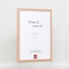Efektní dřevěný rám profil 32 světle hnědý 10x10 cm muzejní sklo