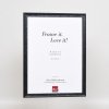 Efektní dřevěný rám profil 2070 muzejní sklo 10x10 cm černý
