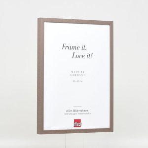 Efektní dřevěný rám profil 35 hnědý 10,5x14,8 cm antireflexní sklo