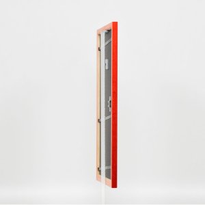 Efektní dřevěný rám profil 89 červená 10,5x14,8 cm muzejní sklo