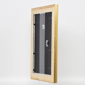 Efektní dřevěný rám profil 95 zlatý 10,5x14,8 cm antireflexní sklo