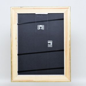 Efektní dřevěný rám profil 95 zlatý 13x13 cm antireflexní sklo