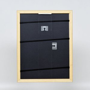 Efektní dřevěný rám profil 21 ořech hnědý 20x20 cm akrylové sklo