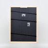 Efektní dřevěný rám profil 32 světle hnědý 20x20 cm muzejní sklo