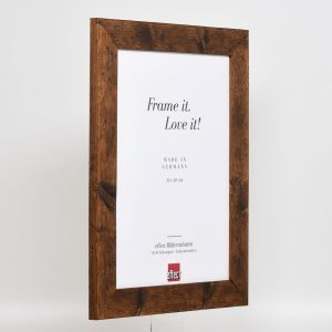 Efektní dřevěný rám 2400 hnědý 20x28 cm antireflexní sklo