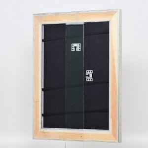 Efektní dřevěný rám profil 95 stříbrný 21x29,7 cm antireflexní sklo