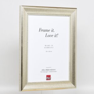 Efektní dřevěný rám profil 95 stříbrný 21x29,7 cm antireflexní sklo