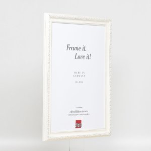 Efektní dřevěný barokní rám profil 37 bílý 23x70 cm muzejní sklo