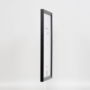 Efektní dřevěný rám profil 2070 normální sklo 24x30 cm černý