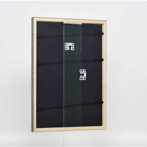 Efektní dřevěný rám profil 2070 muzejní sklo 30x30 cm stříbrný