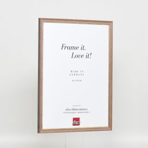 Efektní rám z masivního dřeva profil 25 ořechově hnědý 40x50 cm čiré sklo