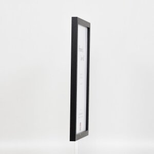 Efektní dřevěný rám profil 33 černá 42x59,4 cm muzejní sklo