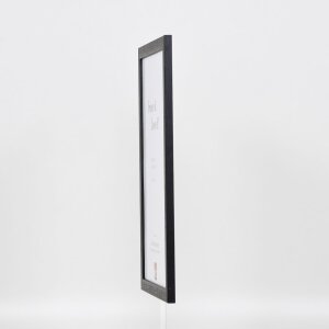 Efektní dřevěný rám profil 2210 černý 50x75 cm antireflexní sklo