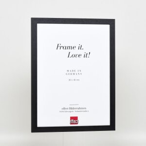 Efektní dřevěný rám profil 2210 černý 59,4x84,1 cm muzejní sklo