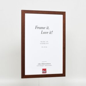 Efektní dřevěný rám profil 2210 tmavě hnědý 59,4x84,1 cm muzejní sklo