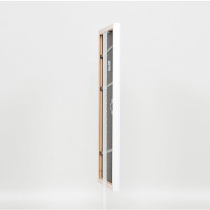 Efektní dřevěný rám profil 2070 muzejní sklo 60x60 cm bílý