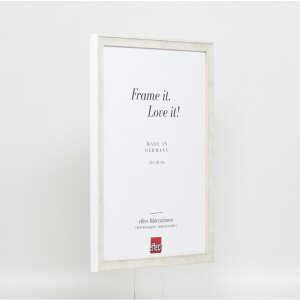 Efektní dřevěný rám profil 2070 muzejní sklo 62x93 cm bílý