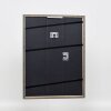 Efektní rám z masivního dřeva profil 25 šedý 7x10 cm čiré sklo