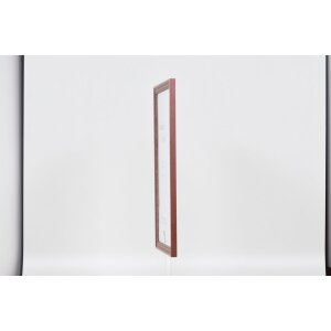 Efektní dřevěný rám profil 38 hnědý 7x10 cm normální sklo