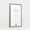 Efektní dřevěný rám profil 35 hnědý 7x10 cm muzejní sklo