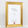 Efektní dřevěný rám profil 95 zlatý 7x10 cm antireflexní sklo