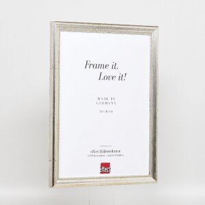Efektní dřevěný rám na obrazy profil 85 stříbrný 62x93 cm normální sklo