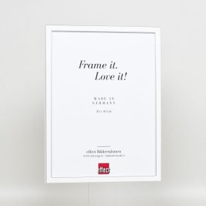 Efektní rám na obrazy z masivního dřeva profil 39 bílý 14,8x21 cm muzejní sklo