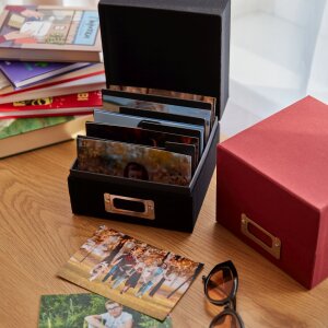 HNFD Lněný box na fotografie Sawala 700 fotografií 10x15 cm lněný vínově červený