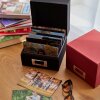 HNFD Lněný box na fotografie Sawala 700 fotografií 10x15 cm lněný vínově červený
