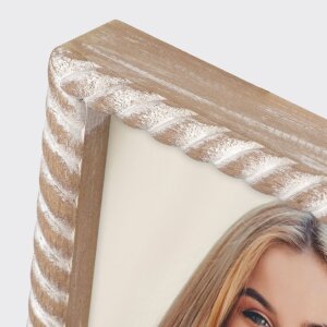 Dřevěný fotorámeček ZEP Lisse 13x18 cm hnědý s drážkovanou strukturou