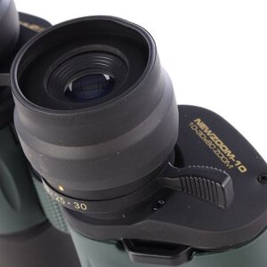 Dalekohled Konus Newzoom 10-30x60 s nastavitelným zoomem černý