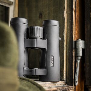 Dalekohled Noblex NF 8x42 Vector