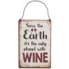 Clayre & Eef 6Y5695 Textový nápis Save the Earth Wine 10x15cm Iron Beige Red