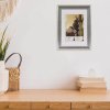 Dřevěný rám Henzo Artos 15x20 cm stříbrný elegantní design stojanový formát na výšku