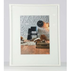Plastový rám Sevilla 24x30 cm bílý