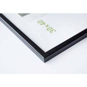 Dřevěný rámeček Nielsen Zoom 21x30 cm černý rámeček na certifikáty DIN A4